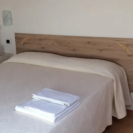 Apartment A Due Passi